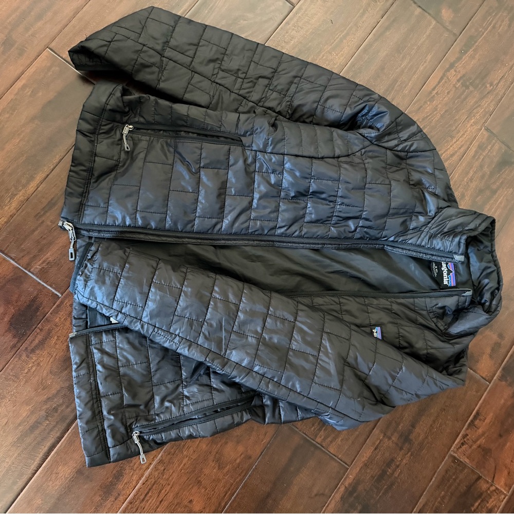 Patagonia Women’s Black Puffer